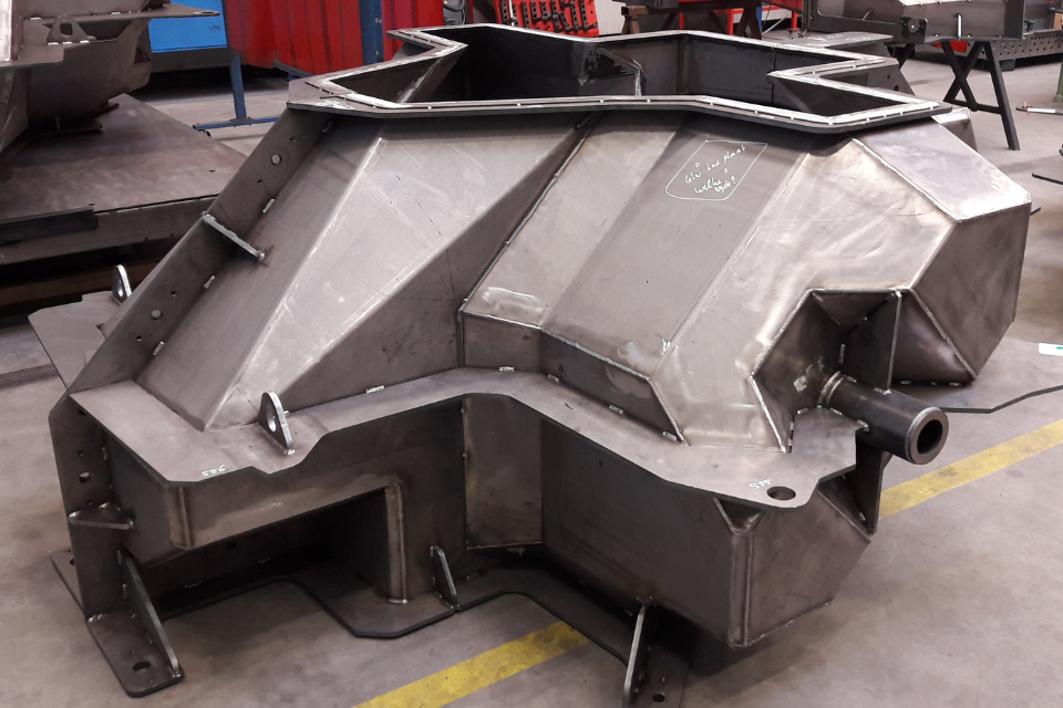 Stalen mal versteviging afsluitdijk - levvel fabriek